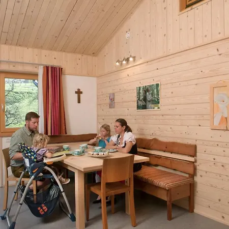 Schwarzenbach Apartment *